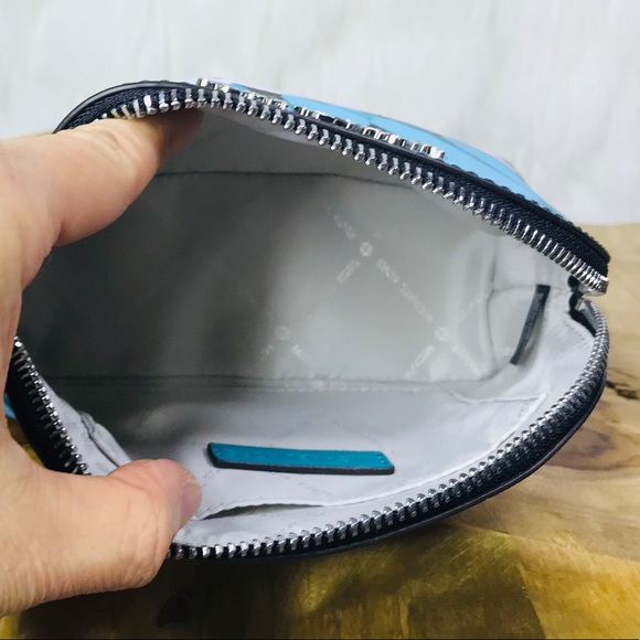 Michael Kors Jet Set Travel Large Travel Pouch - Picture 7 of 8